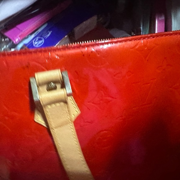 Vintage Louis Vuitton Vernis Red Houston Tote - Picture 14 of 16